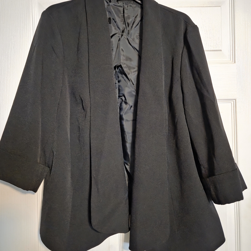 Source Unknown Classic Black Women's Blazer